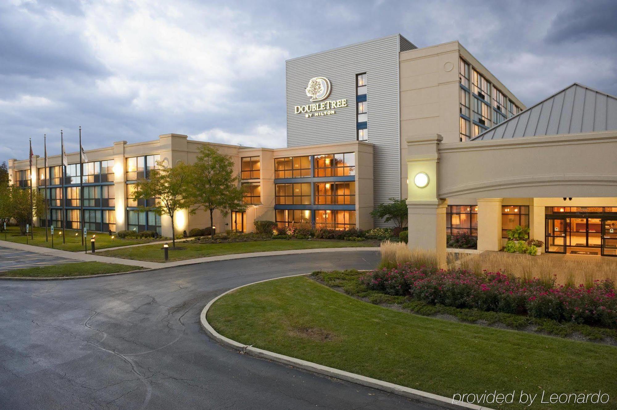 Отель Doubletree By Hilton Chicago - Арлингтон-Хайтс Экстерьер фото