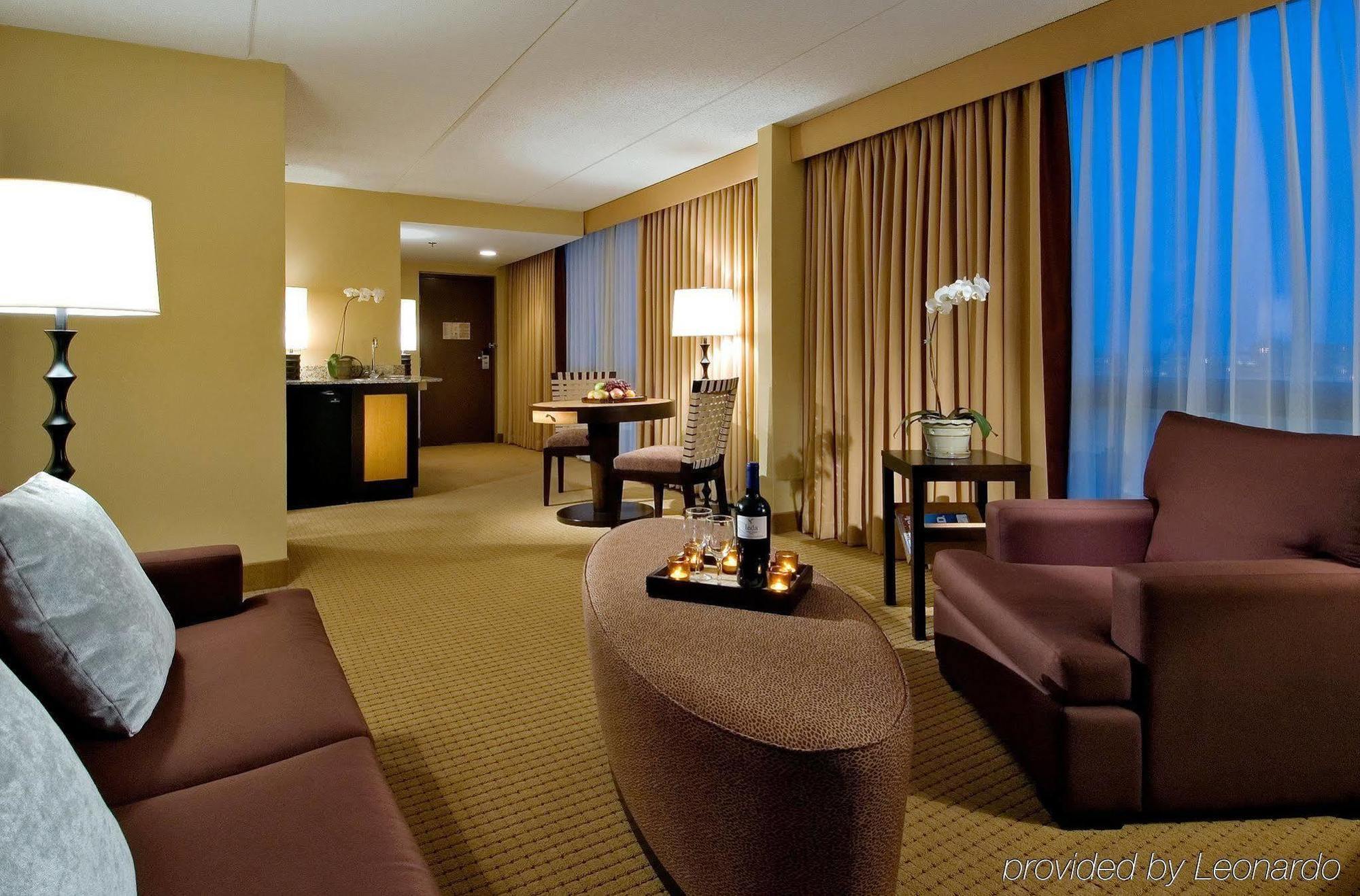 Отель Doubletree By Hilton Chicago - Арлингтон-Хайтс Номер фото